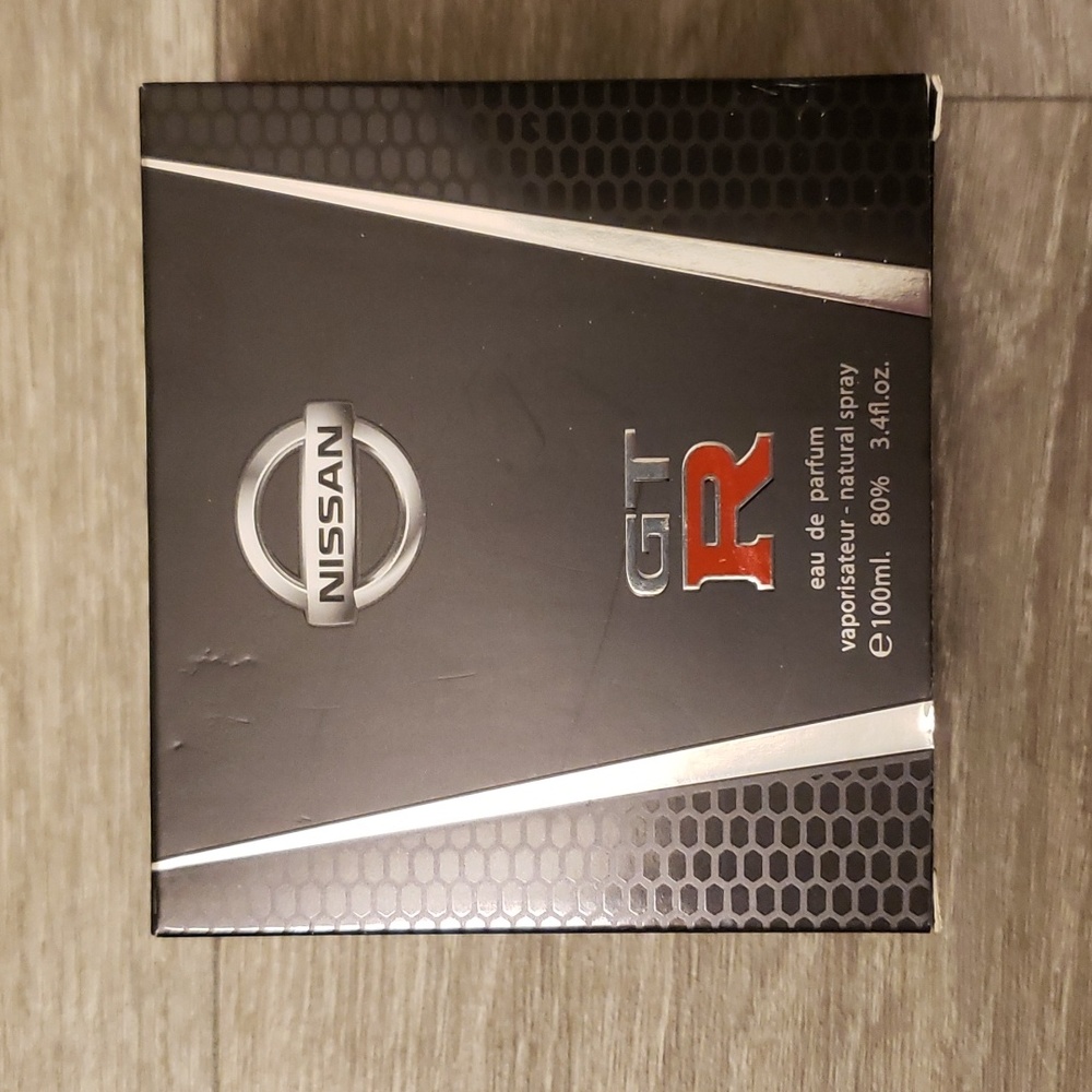 Nissan GTR eau de parfum cologne